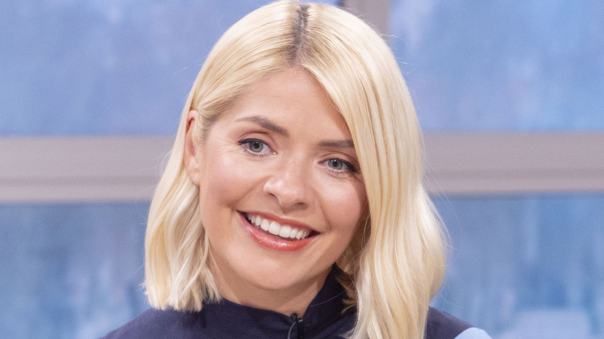 holly-willoughby-outfit-this-morning