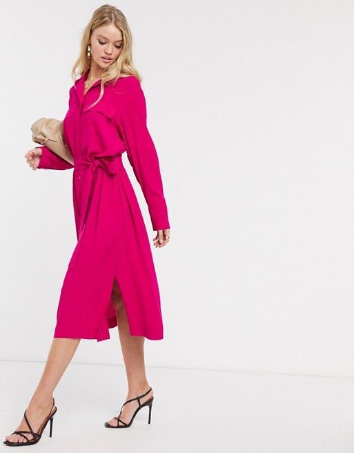 Lorraine Kelly's bold pink Mango dress ...