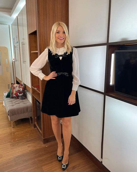 holly-willoughby-this-morning-kate-spade