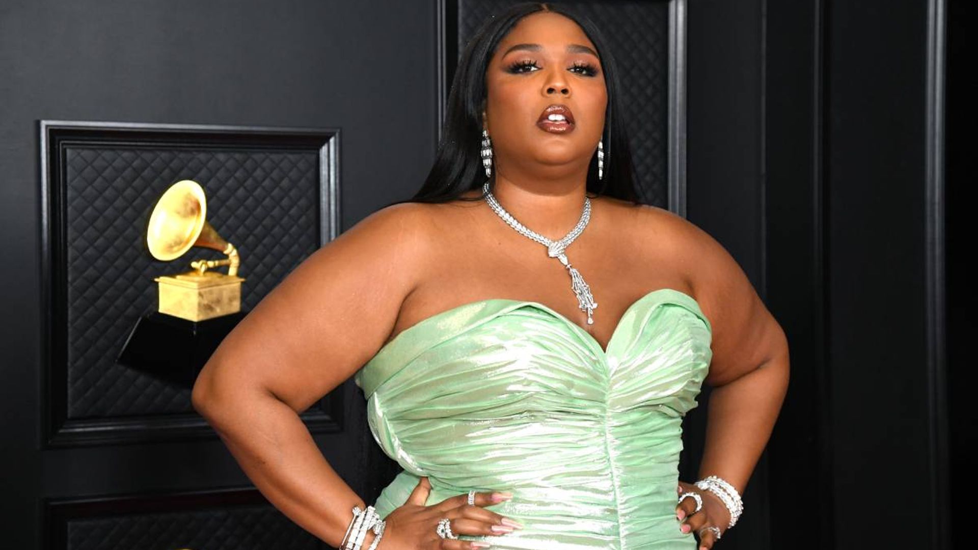 Lizzo went full glam for her birthday in the furriest heels we’ve ever seen 