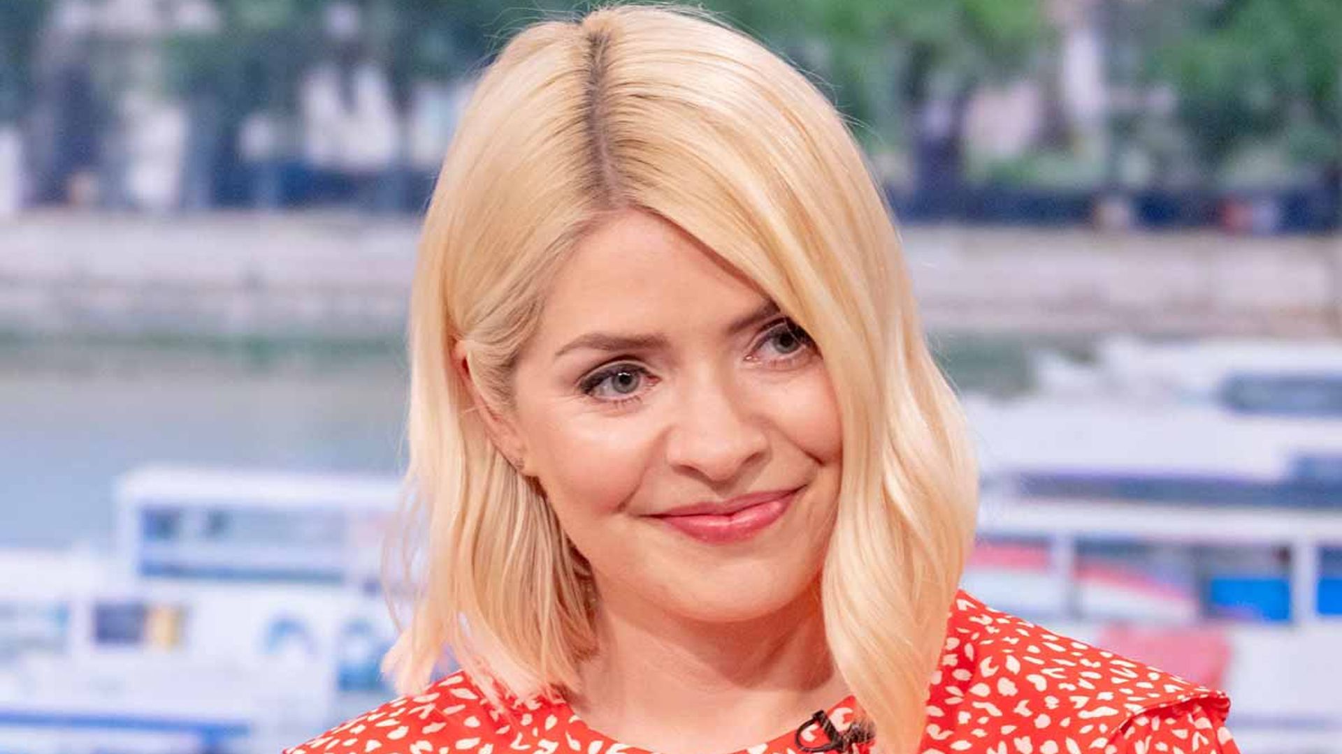 holly-willoughby-floral-dress