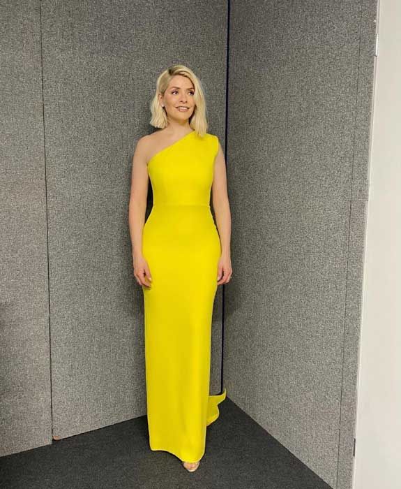 holly-willoughby-yellow-dress