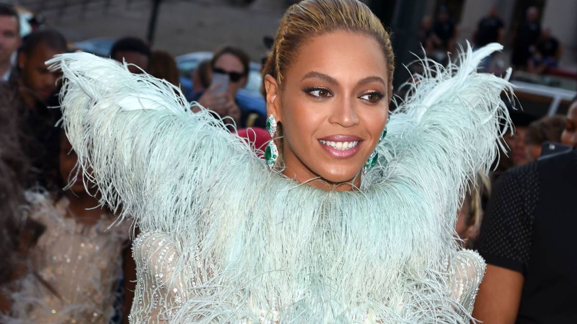 Beyoncé dazzles in a look no one saw coming during date night with Jay-Z