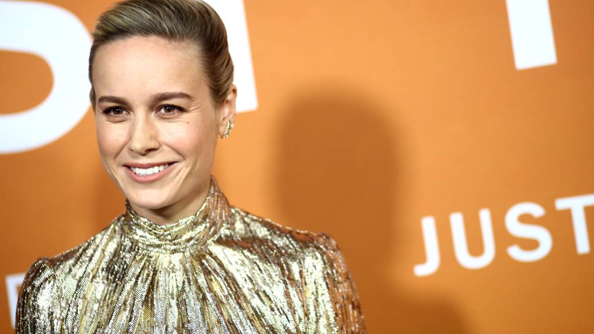 Brie Larson makes fans swoon with the coziest photo in bed