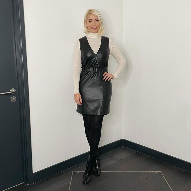 holly-willoughby-leather-dress