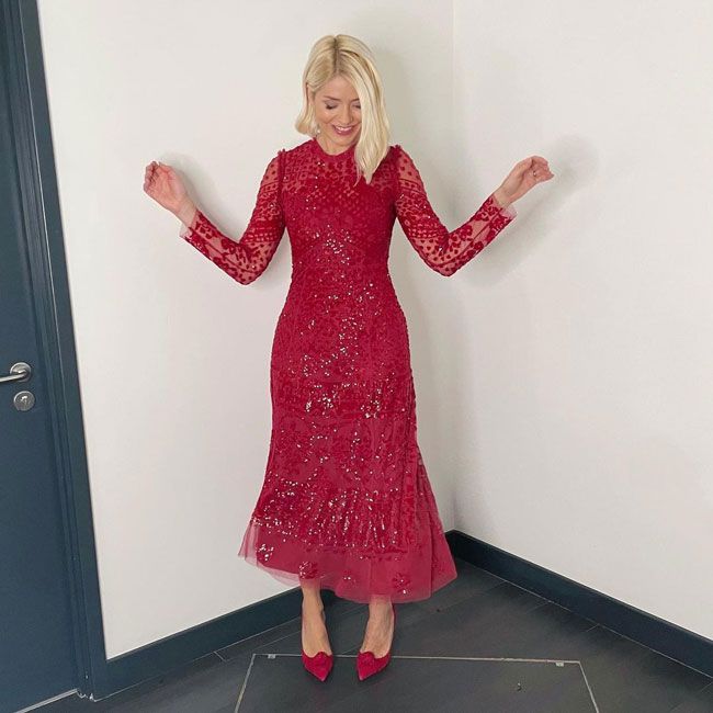 holly-willoughby-sparkly-dress