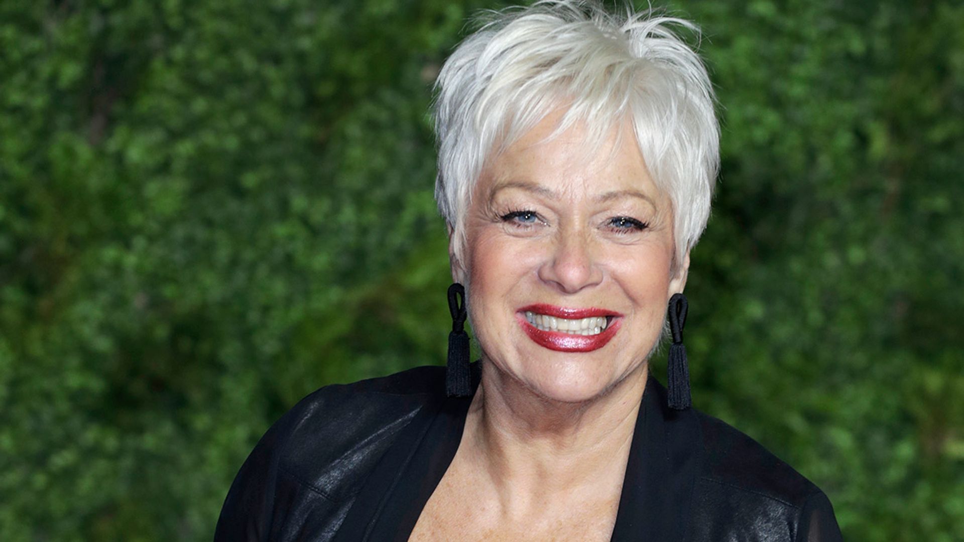denise-welch-the-crown-premiere