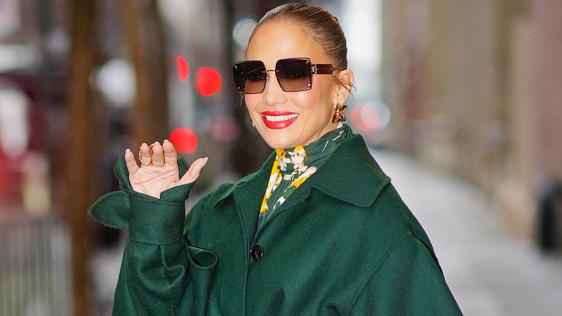 Jennifer Lopez just carried Duchess Kate's handbag of choice – and you can have it too