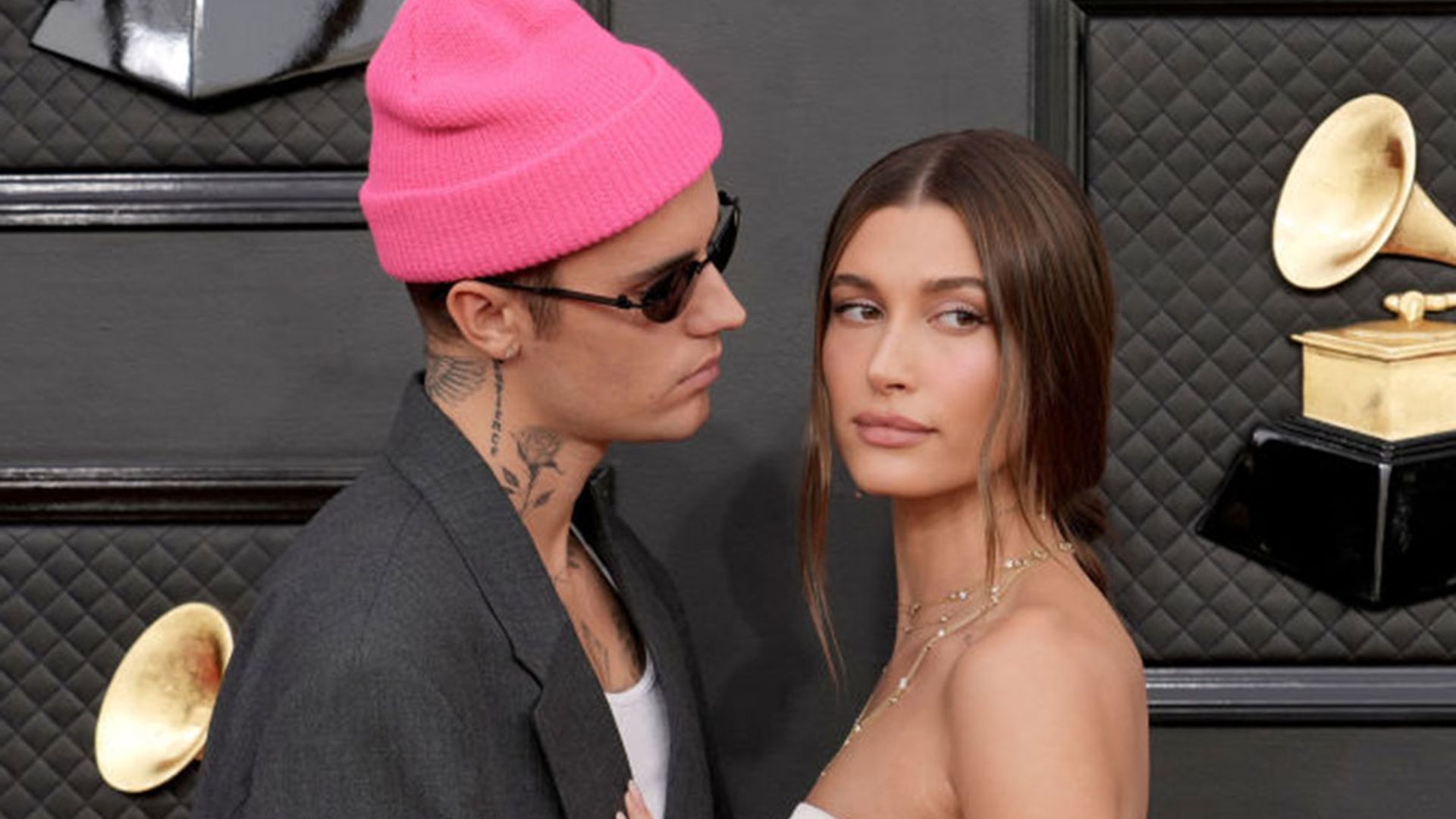 hailey-bieber-justin-grammys-red-carpet-outfits