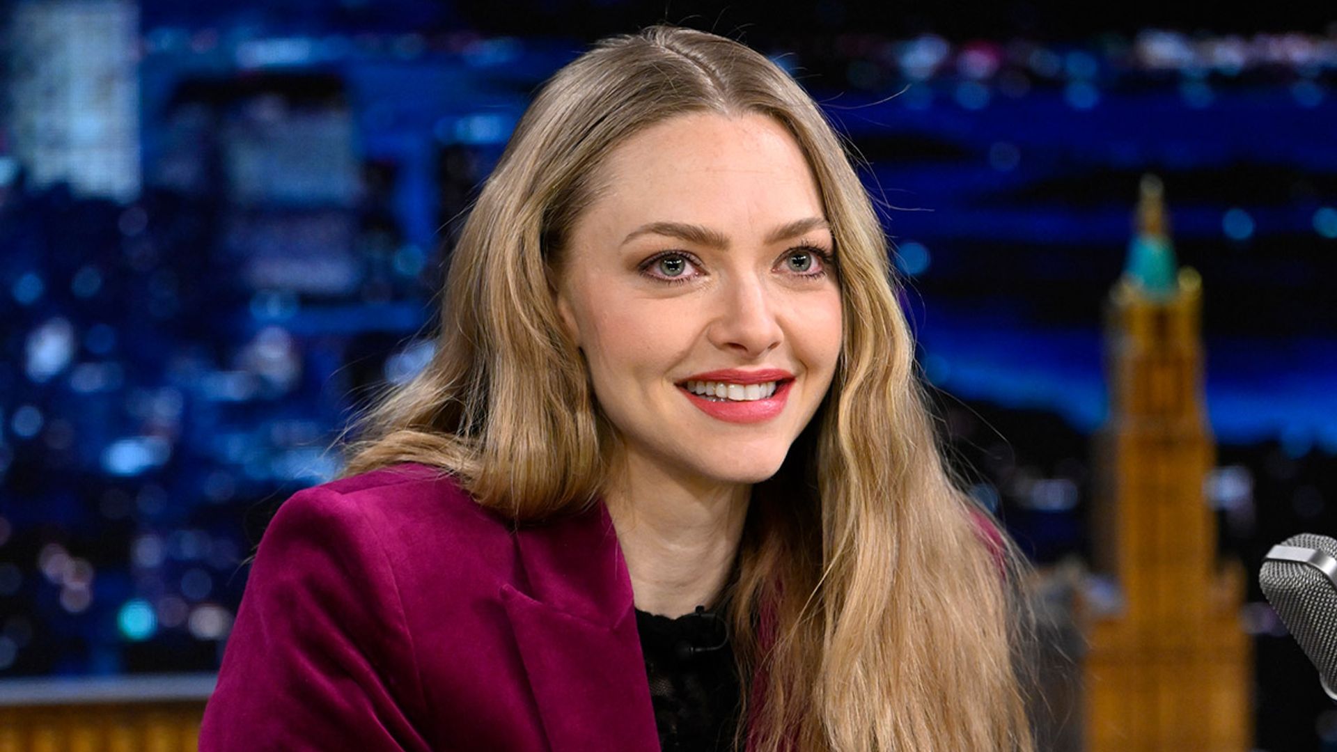 Amanda Seyfried's legs go on forever in gorgeous outfit – see photo