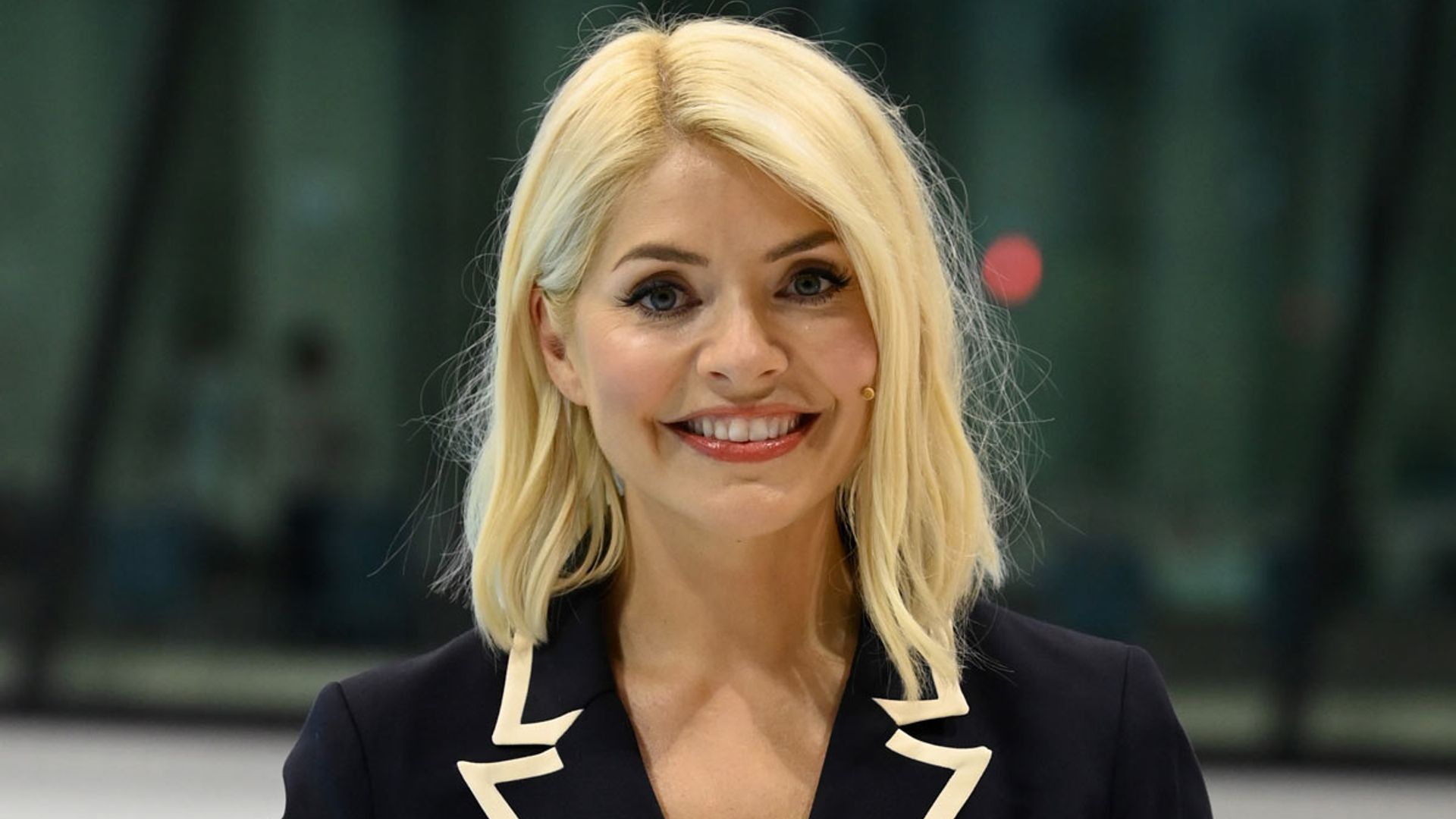 Holly Willoughby looks so chic in nautical suit and tailored shorts
