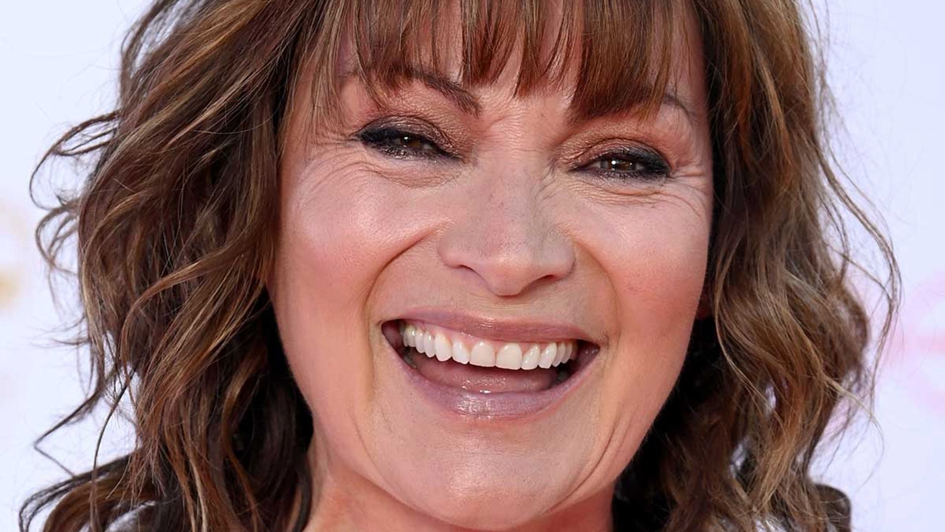 Lorraine Kelly sparks reaction from fans in the most flattering summer dress