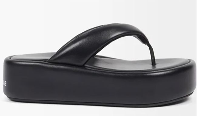 Rise-padded-leather-flatform-flip-flops-Balenciaga