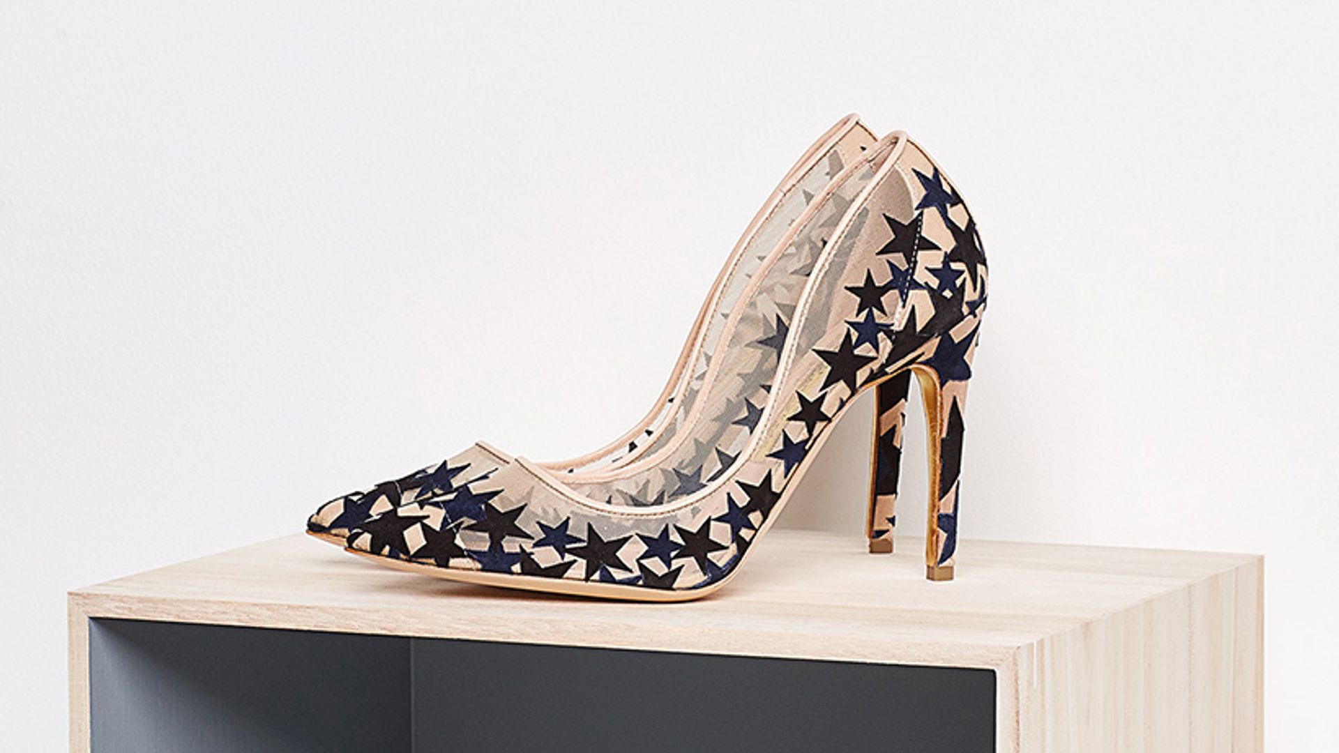 HFM's Tuesday Shoesday! Twilight heels by Rupert Sanderson
