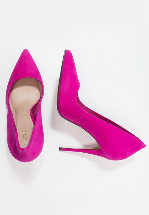 victoria beckham pink shoes