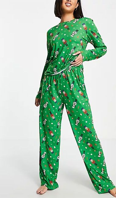 UK 16 Green With reindeer Ladies Christmas Xmas Pyjama Set Night Wear PJ's