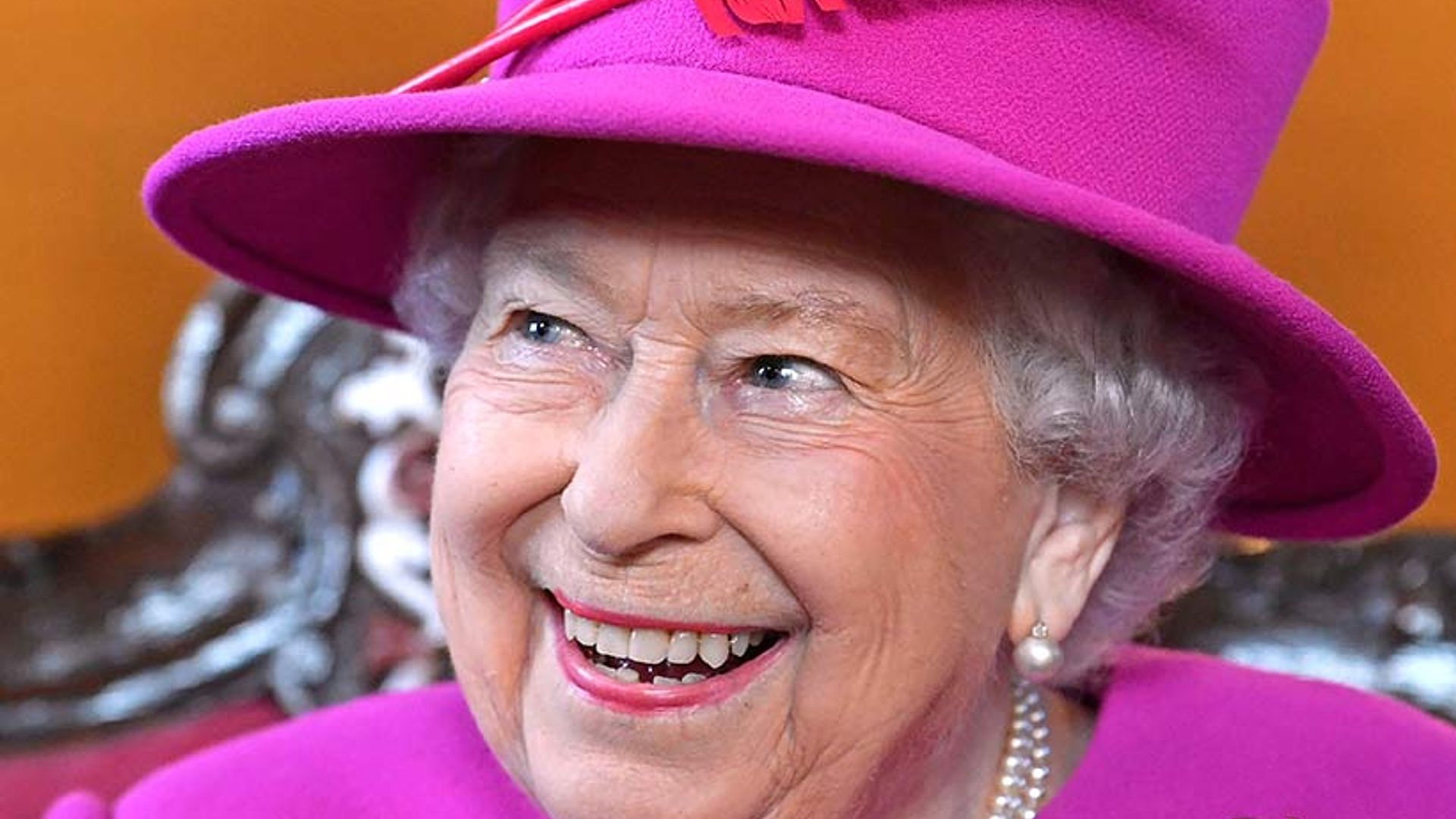 the-queen-purple-hat-coat