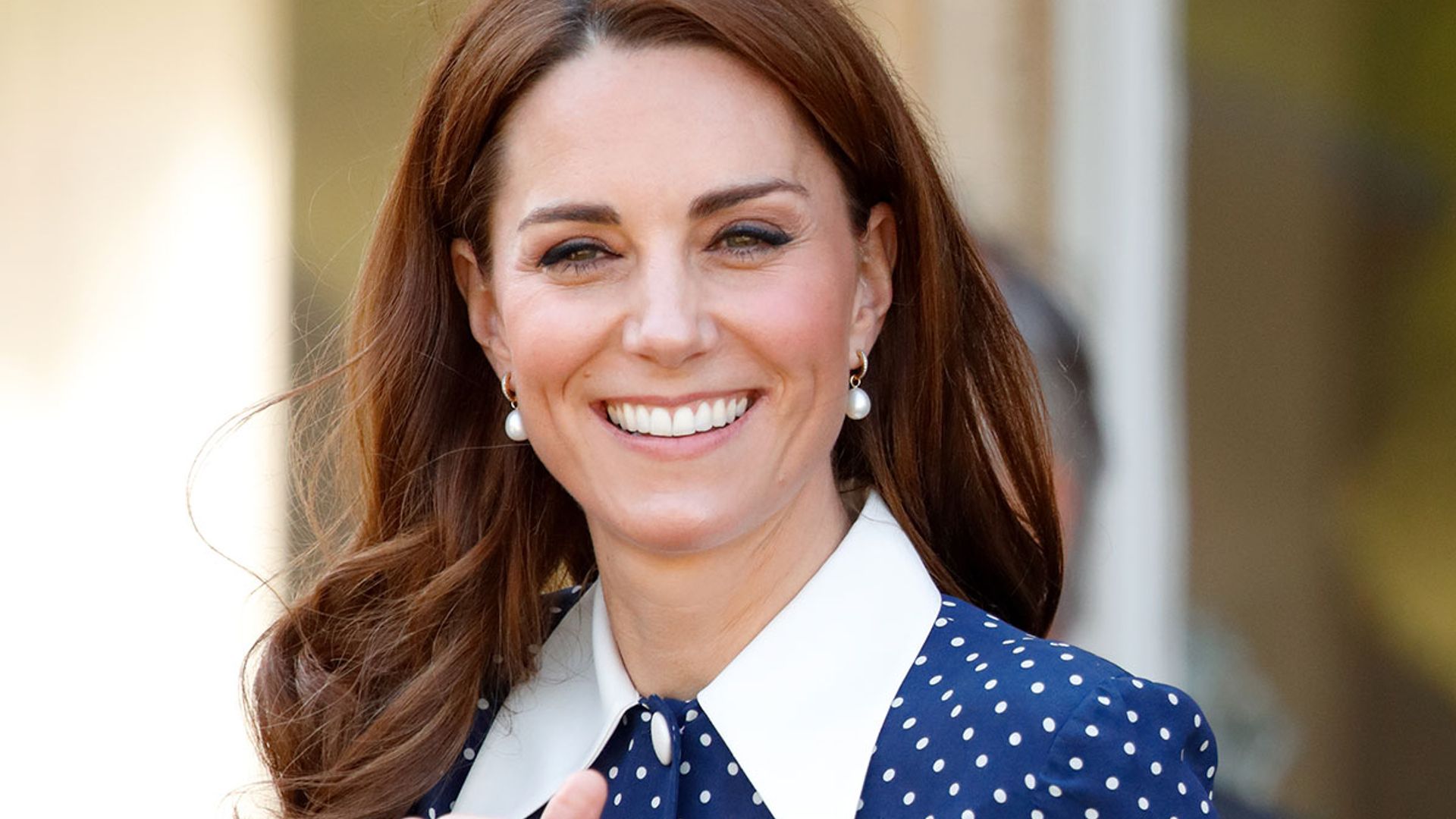 This £8.99 detachable collar will create Kate Middleton-style outfits in moments