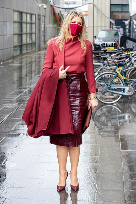 queen-maxima-red-leather-outfit