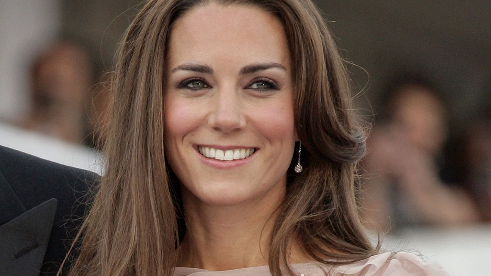 We're pretty sure Kate Middleton will be wearing these Christmas party shoes