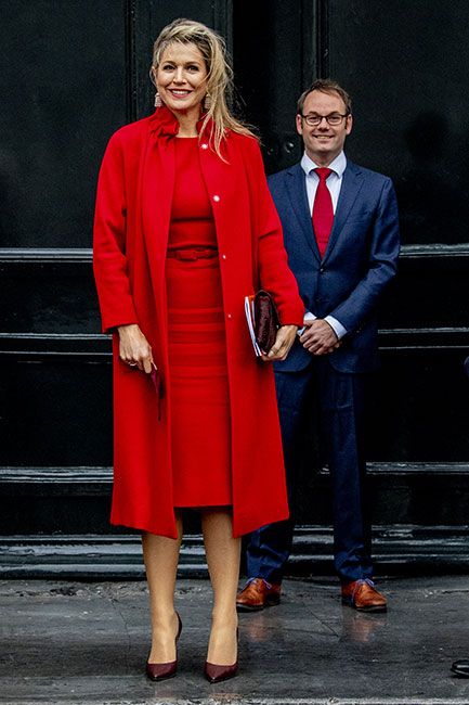 maxima-red-outfit