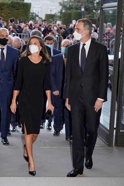 letizia-fitted-dress