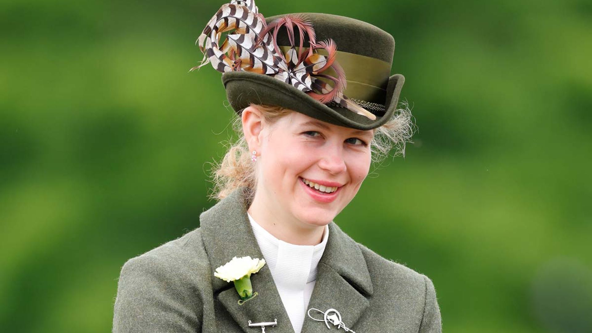 Lady Louise Windsor copies Sophie Wessex's style with poignant accessory