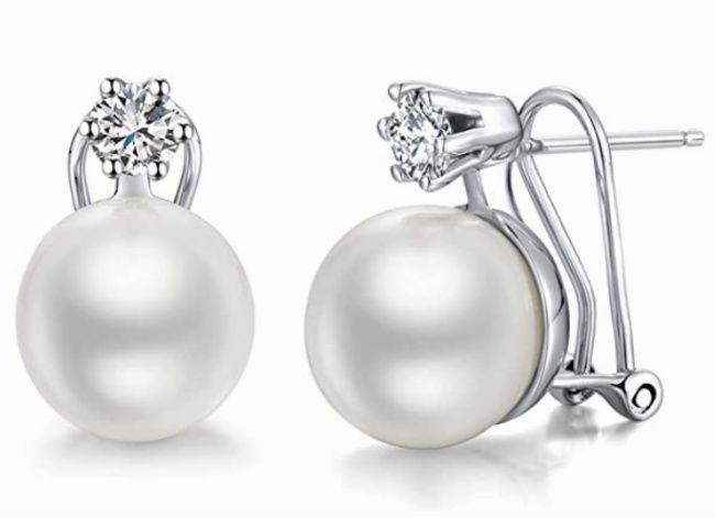 where to buy pearl earrings meghan markle the amazon queen