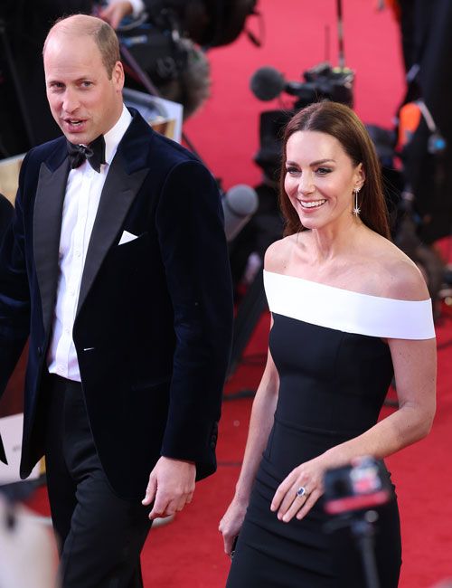 prince-william-kate-fans-red-carpet