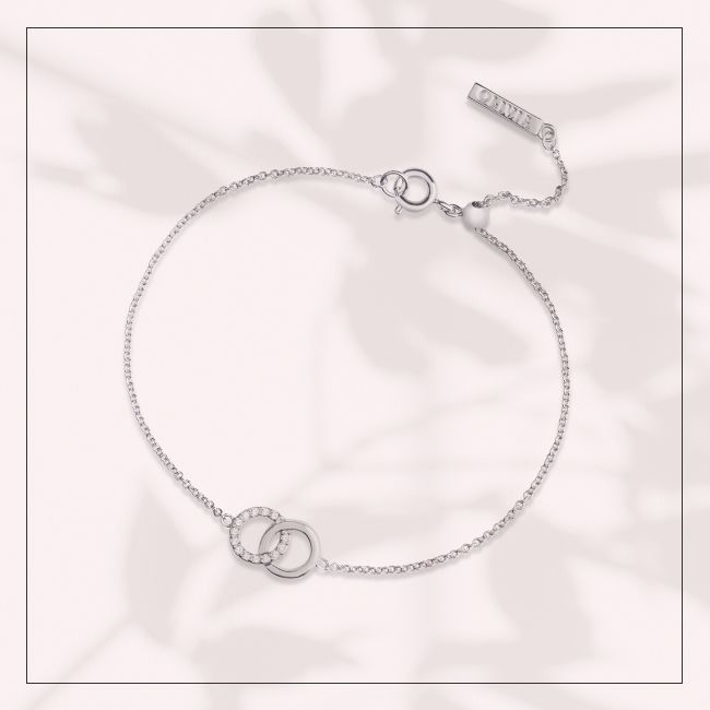 silver-bracelet