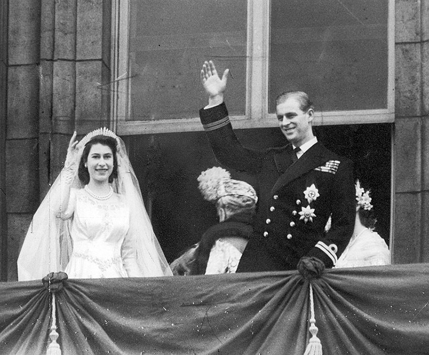 The Queen's 1947 royal wedding recreated for Netflix | HELLO!