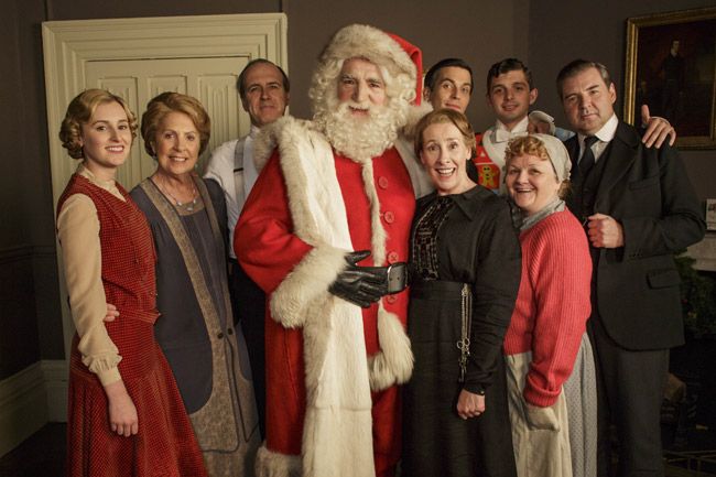 Watch Downton Abbey Hosts Downton S Got Santa In Comedy Skit For Charity Hello