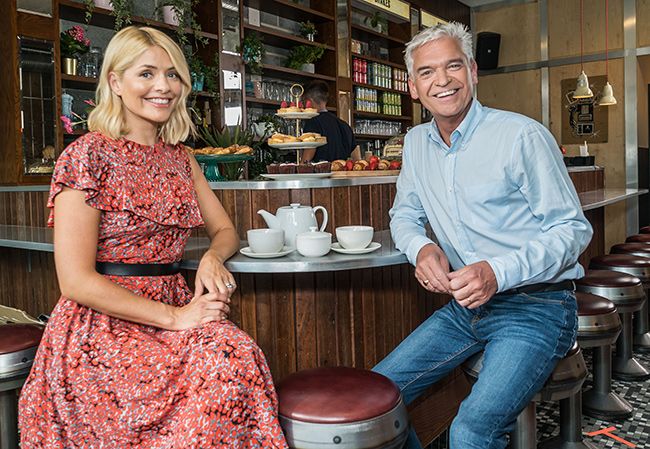 holly-willoughby-and-phillip-schofield