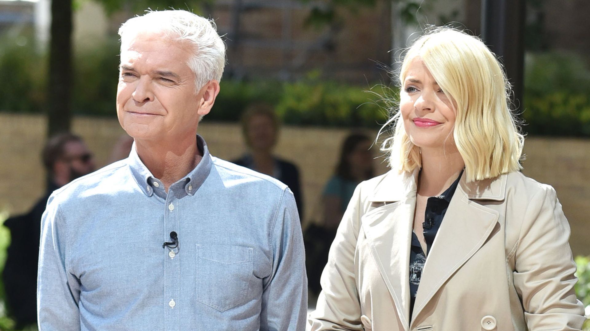 phillip-schofield-holly-willoughby-sad