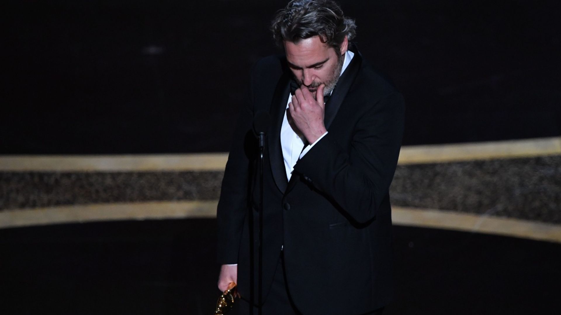 WATCH: Joaquin Phoenix in tears while paying emotional tribute to late brother River during Oscar speech