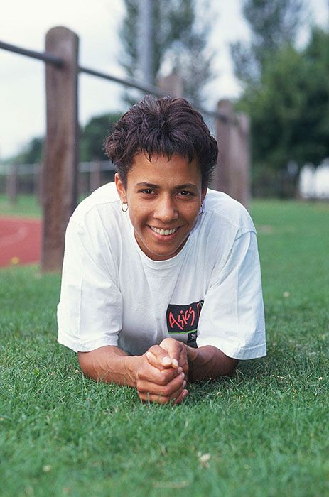 kelly-holmes-young