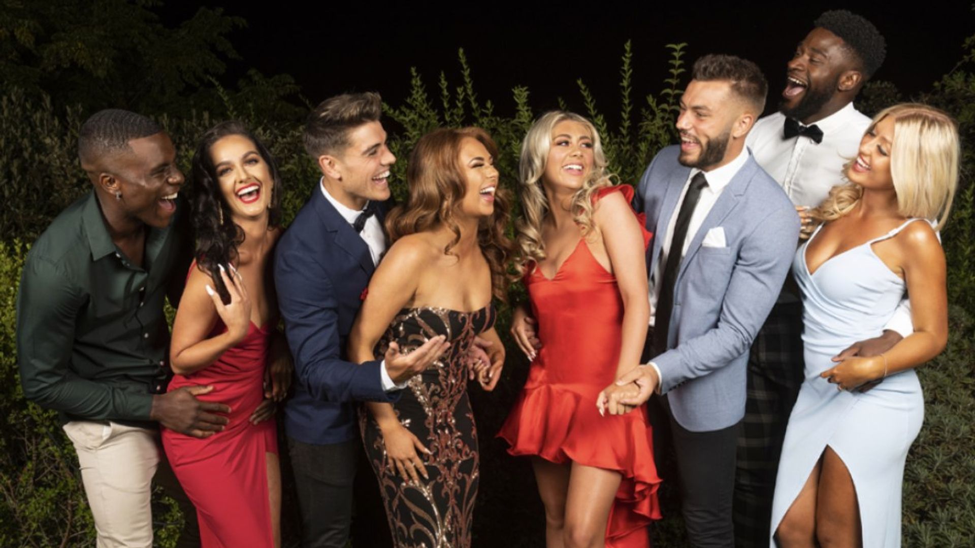 Love Island 2020 Winners Announced See Which Couple Won Hello Unlike the summer edition, the luxury villa is located in cape town. love island 2020 winners announced