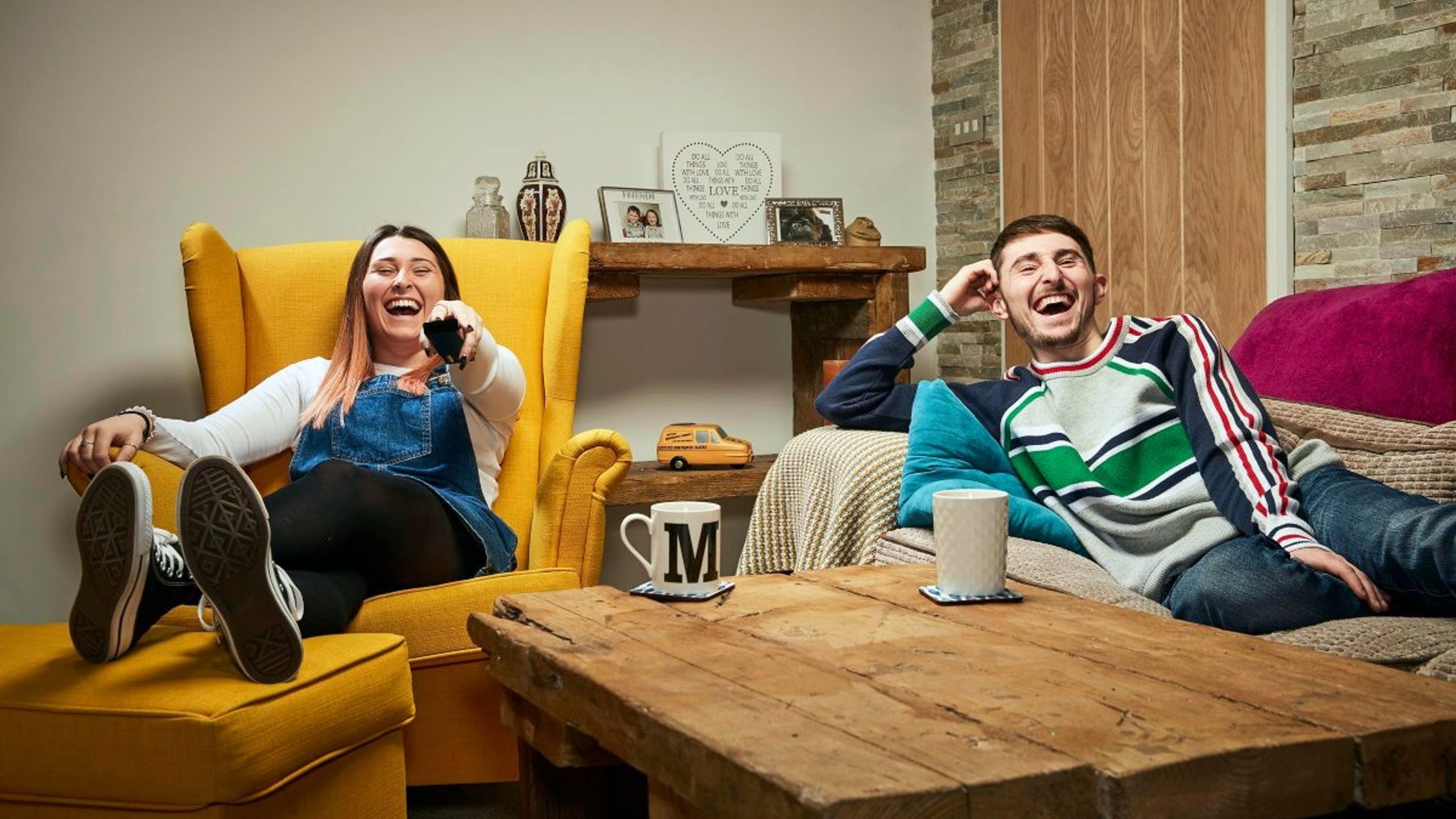 Gogglebox’s Pete pokes fun at sister Sophie as she reveals amazing new look 