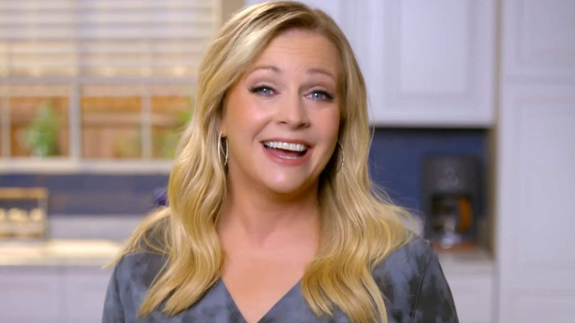 Melissa Joan Hart reunites with Sabrina the Teenage Witch co-star for chaotic Ryan Reynolds' video
