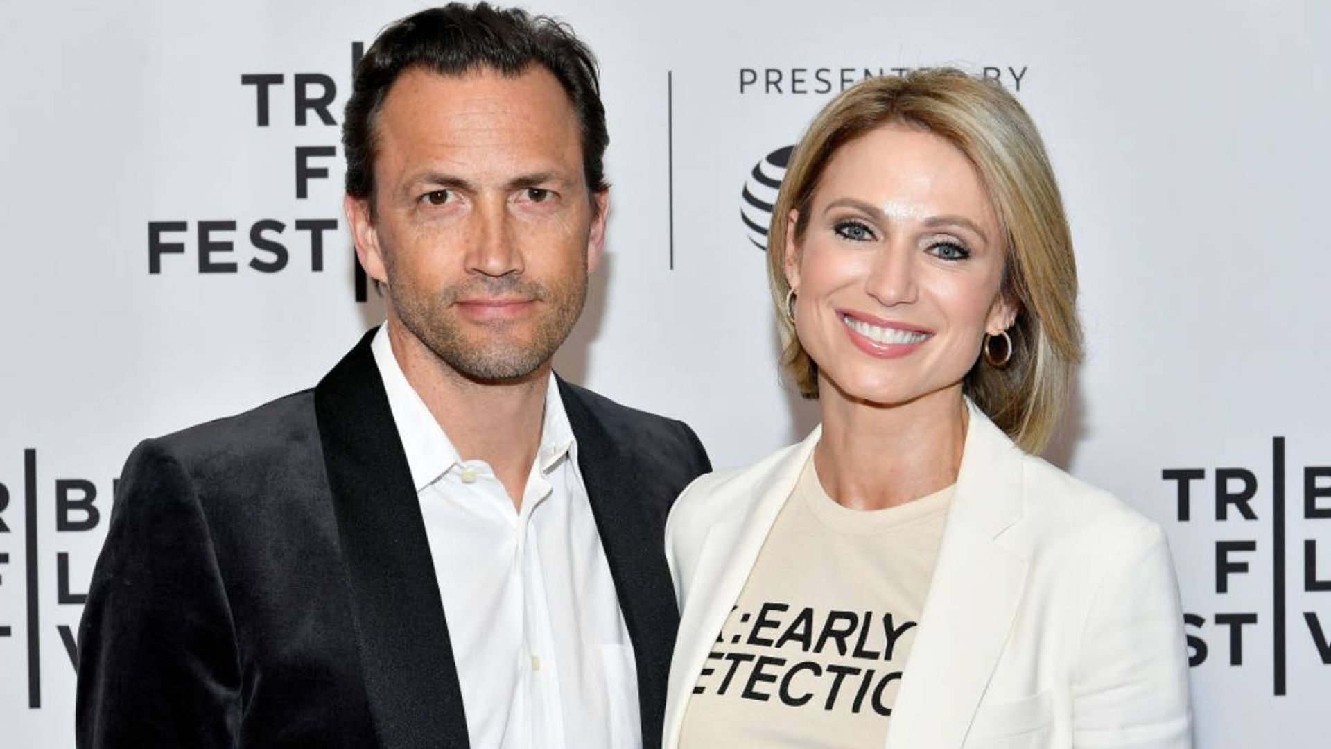 Amy Robach and her husband cause a stir with appearance away from GMA
