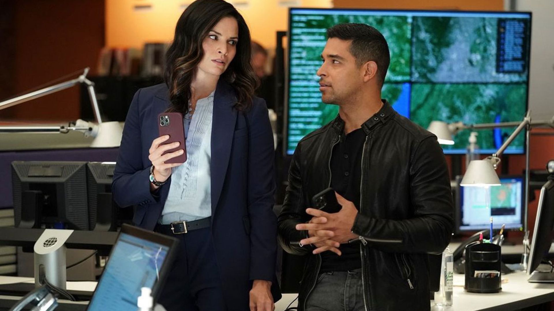 NCIS stars spill details on major upcoming crossover episode with NCIS: Hawai'i
