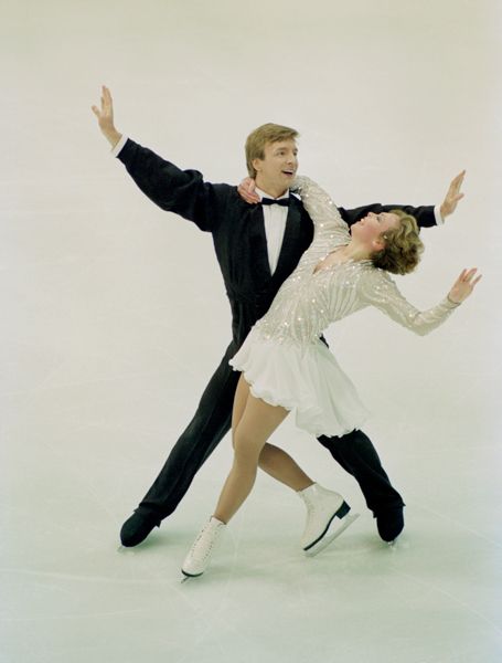 jayne-torvill-and-christopher-dean-on-ice-