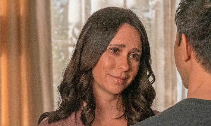 Jennifer Love Hewitt confirms 911 return - and fans are delighted 