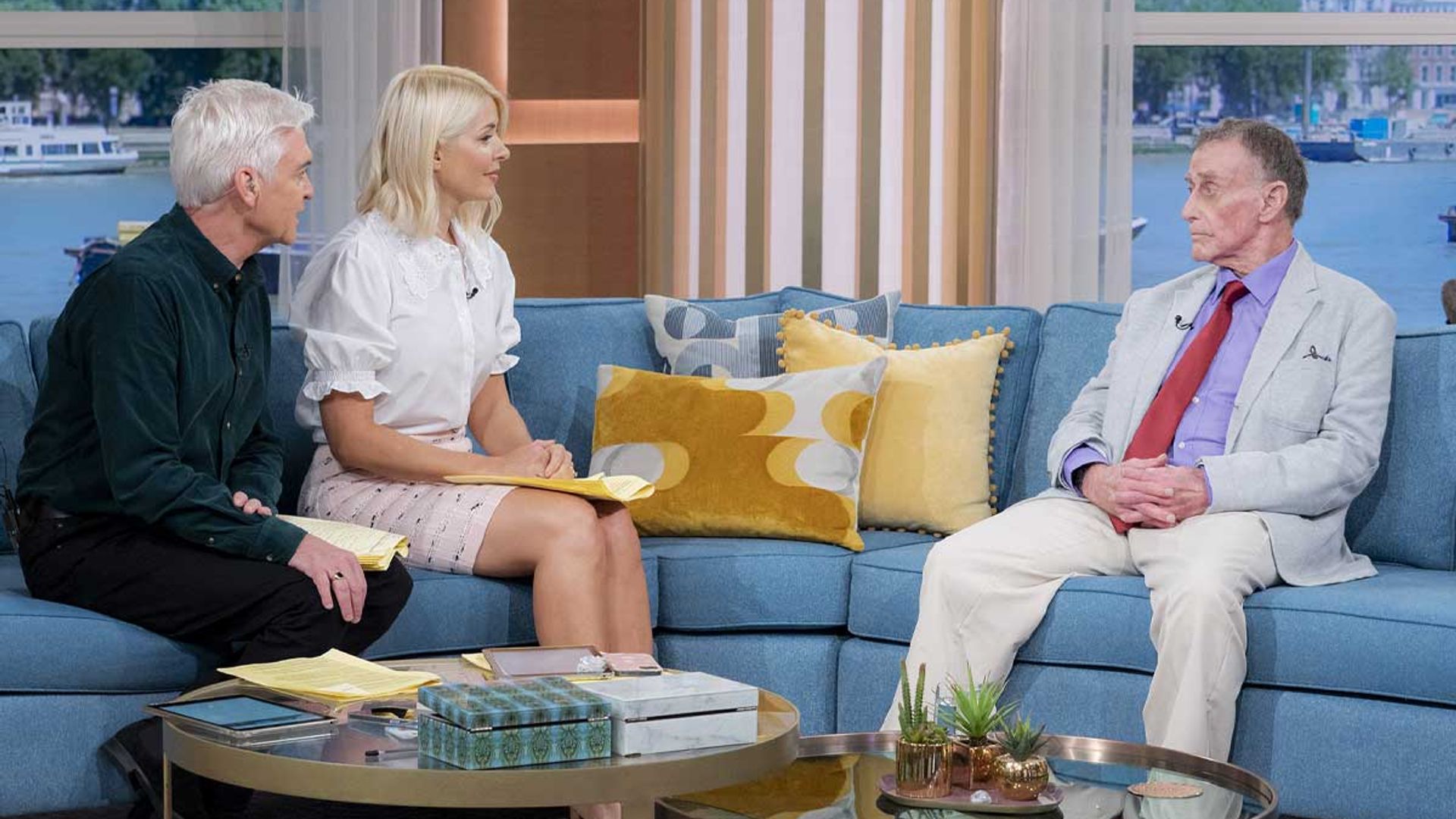 This Morning viewers outraged as Holly and Phil interview controversial guest