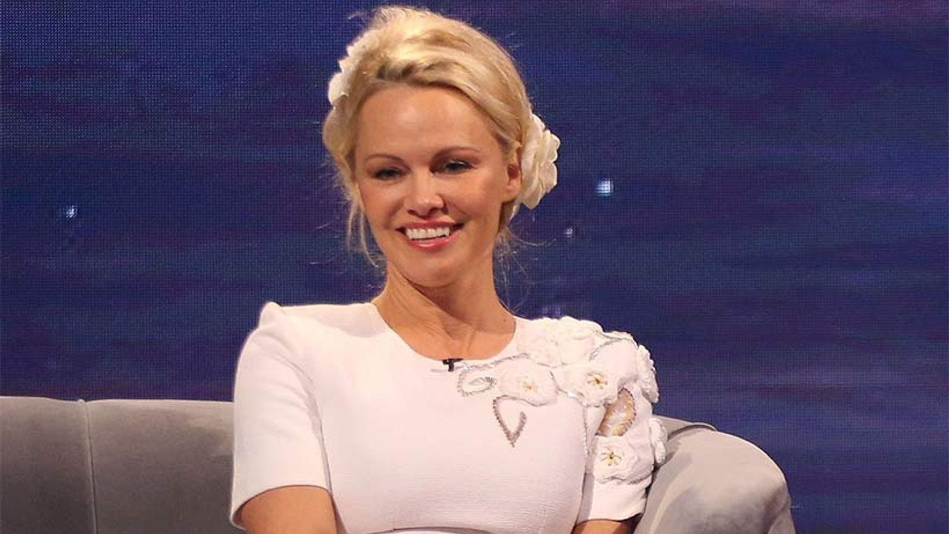 Pamela Anderson shows off sophisticated makeunder – as she 