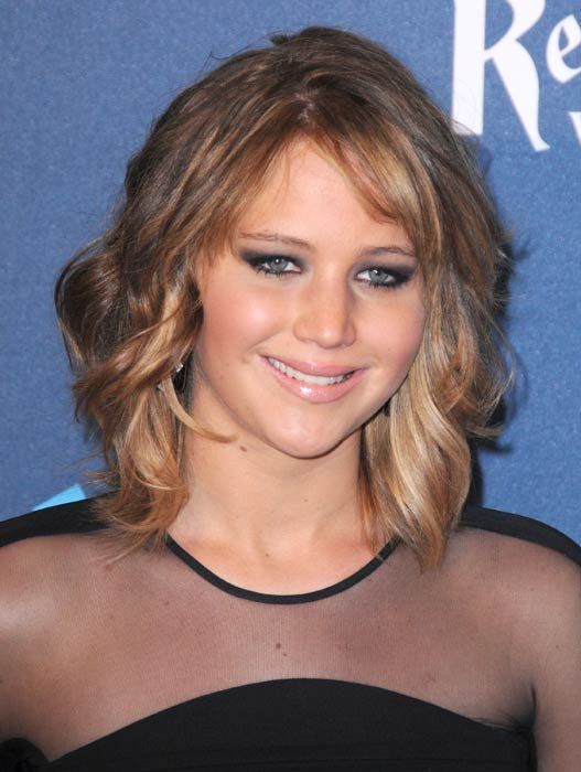 Jennifer Lawrence Unveils New Short Hair Cut On Her Facebook Page Hello