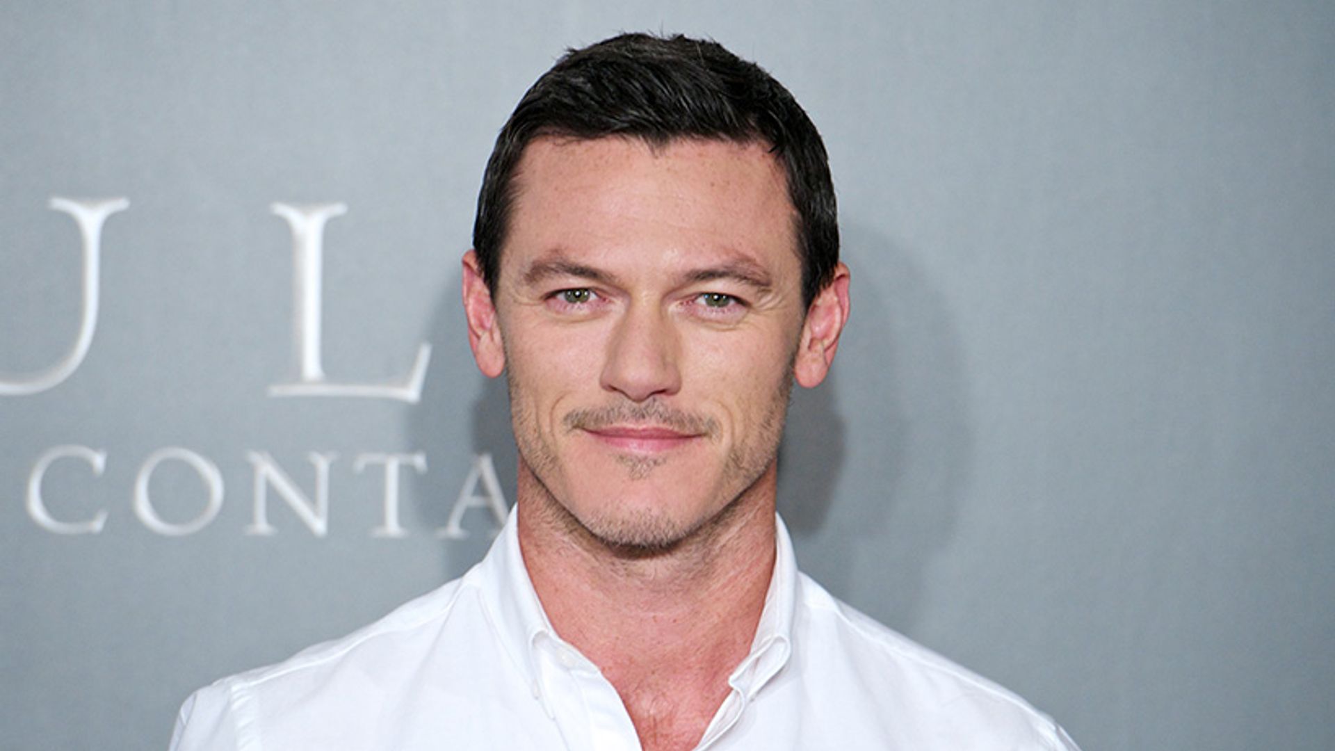 Luke Evans goes blonde! Check out his dramatic new look