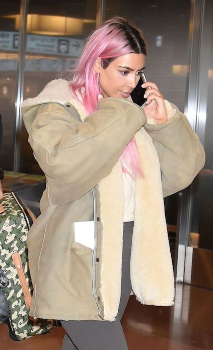 kim-kardashian-pink-hair-tokyo