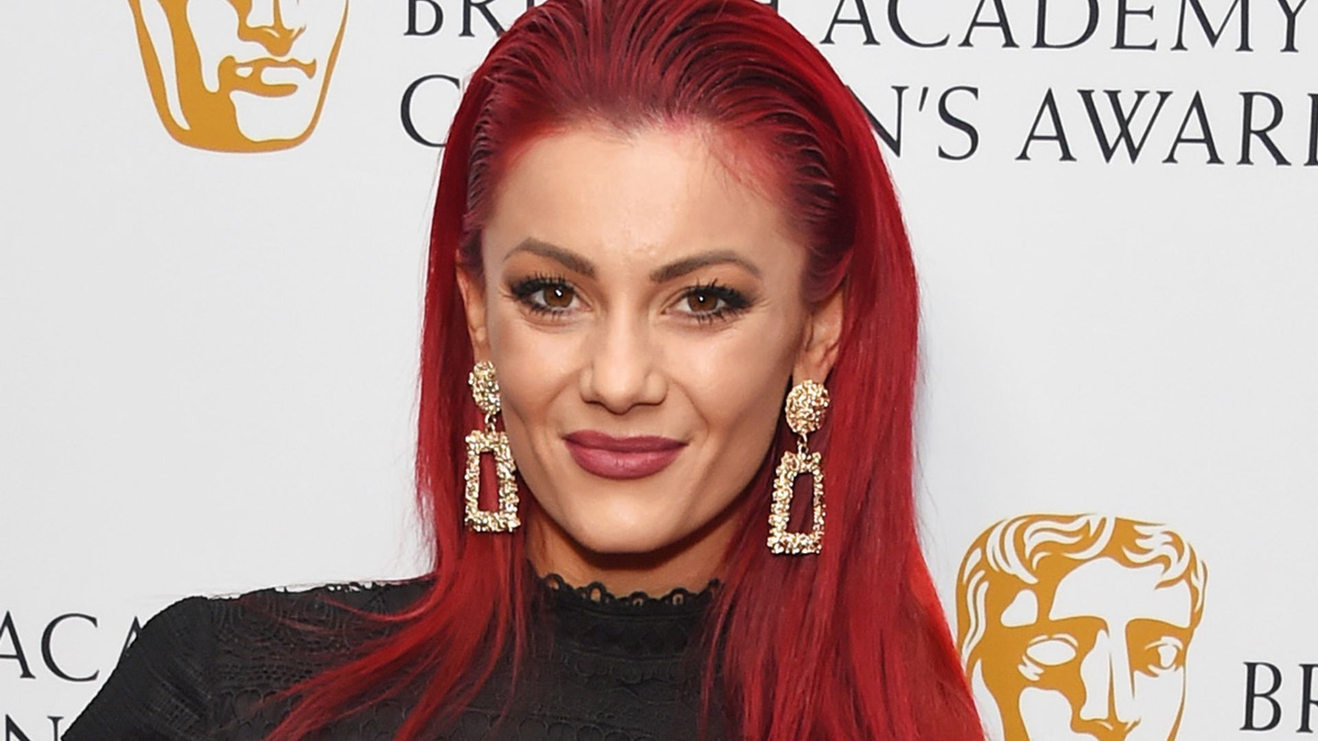 dianne-buswell-on-red-carpet-