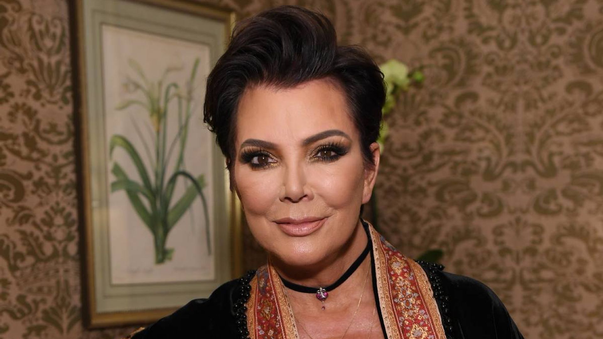 Kris Jenner stuns with full fringe and chic bob in incredible throwback photo